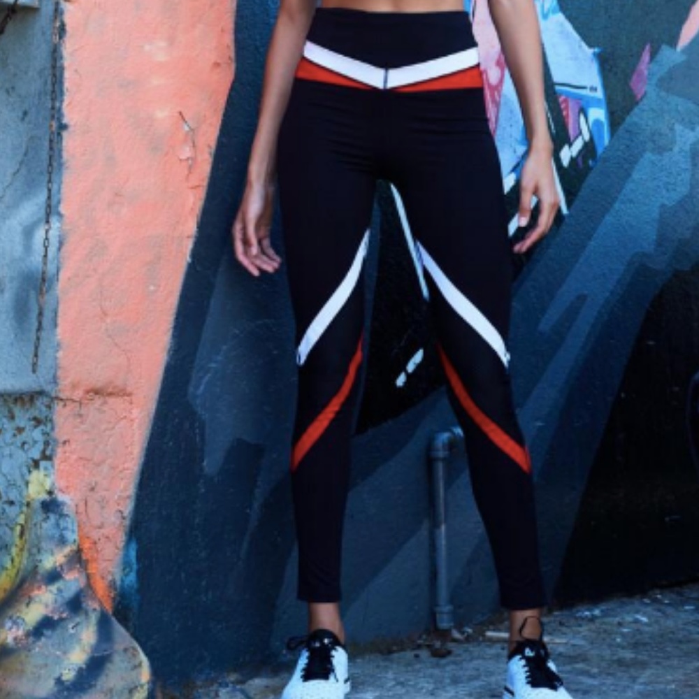 BOOM BOOM ATHLETICA Tri Colour Blocked Legging NEW w/ Tags - XS Black/Red/White